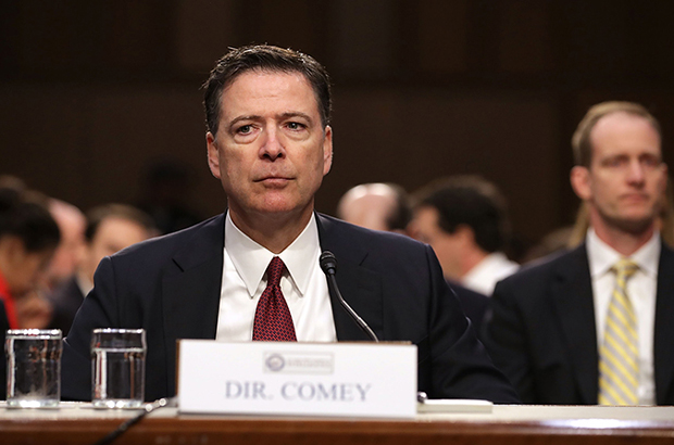 EUA, FBI, James Comey, vazamento - James Comey, o ex-diretor do FBI, testemunha diante do Comitê de Inteligência do Senado no Capitólio em Washington, D.C., em 8 de junho de 2017 (Chip Somodevilla/Getty Images)